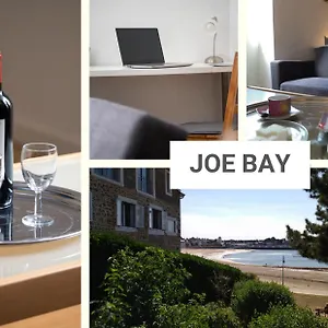 Joe Bay , Saint-Malo France